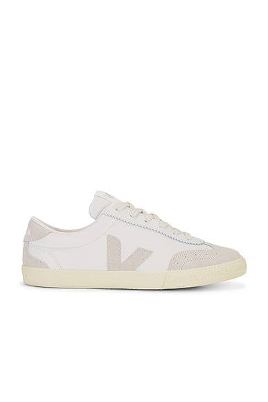 Veja Volley in White & Natural