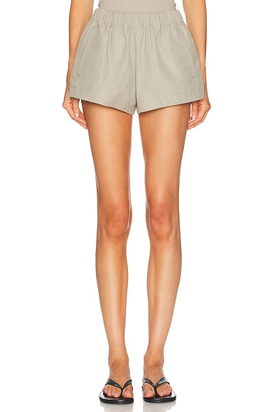 Clean Short