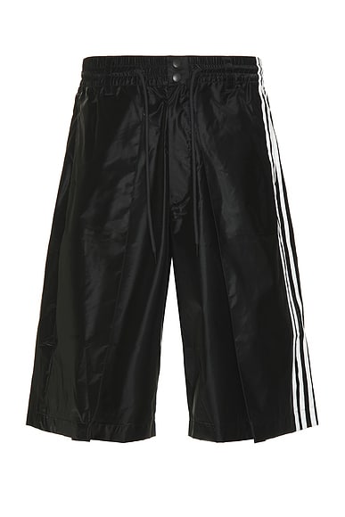 Y-3 Yohji Yamamoto Triple Black Shorts in Black