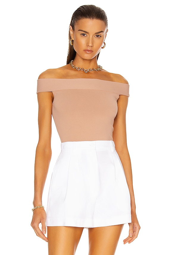 【関税込み】KHAITE オフホワイト The Ista トップス KHAITE Ista Top in Ivory | FWRD