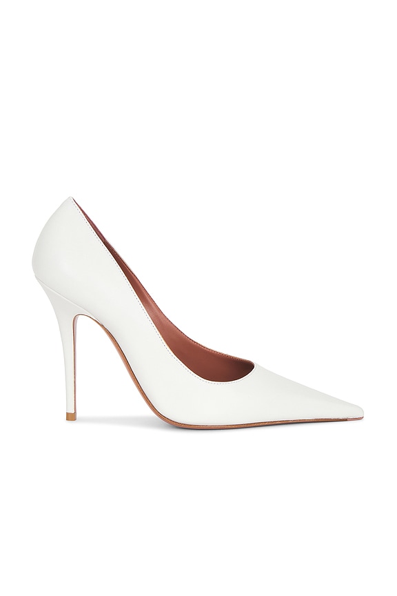 The Row Jade Leather Pumps in Nude | FWRD