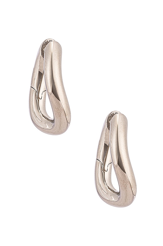 美品 BALENCIAGA Loop XXS シャイニーシルバー Balenciaga XXS Loop Earrings in Shiny Silver | FWRD