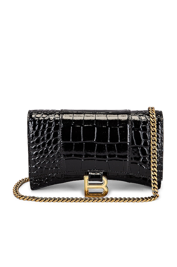 Miu Miu Vitello Shine Matelasse Crossbody Bag in Nero | FWRD