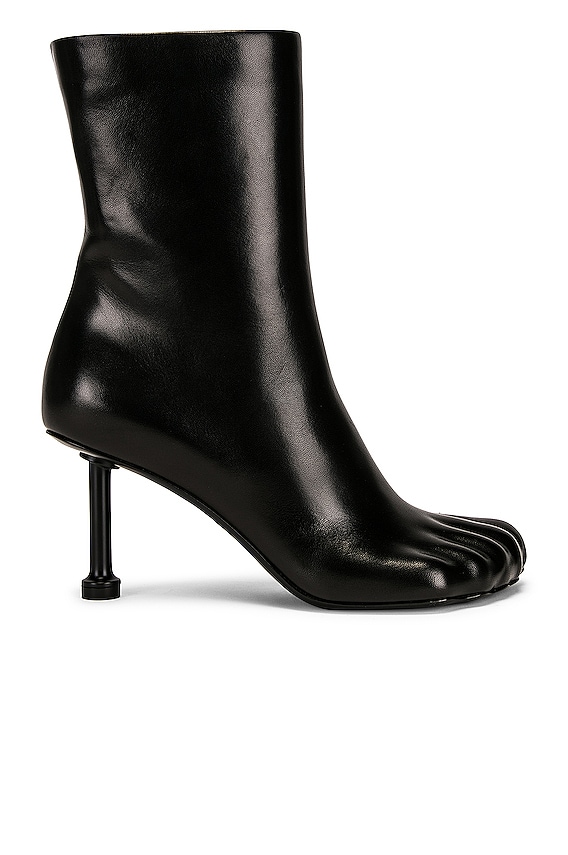 BOTTEGA VENETA ボッテガベネタ ブーツ 黒 4103924D0049 BOTTEGA VENETA ボッテガヴェネタ LEAN BOOTS サイドゴアレザー