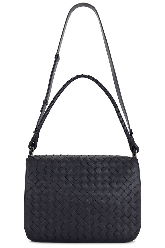 Bottega Veneta Medium Cassette Urban Leather Wave in Light Brown