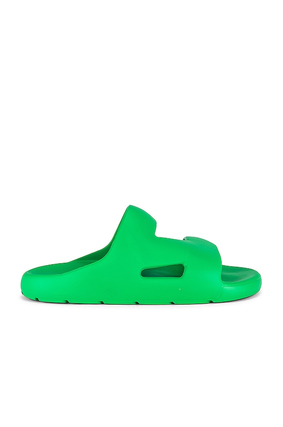 Bottega Veneta★素敵！Parakeet&Kiwi Resort Sandal Bottega Veneta Resort Sandal in Parakeet & Kiwi | FWRD
