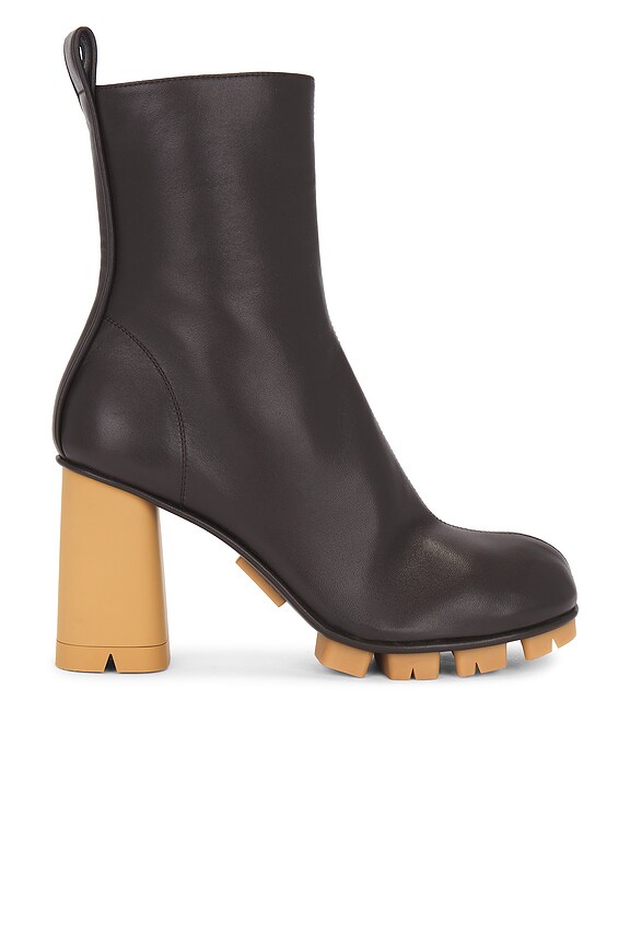 Rick Owens Elastic Kiss Boot in Black | FWRD Rick Owens Elastic Kiss Boot in Black | FWRD