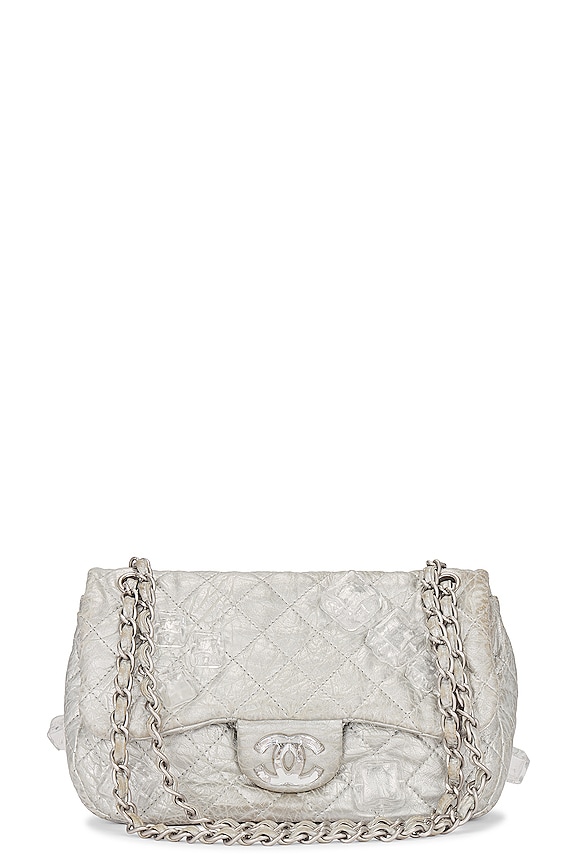 BOTTEGA VENETA、COACHのバッグ Bottega Veneta Mini Intrecciato Leather Pouch Clutch | Saks