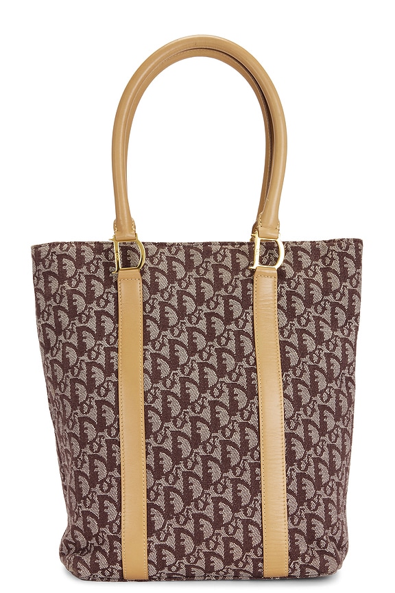 Burberry Large Horn Shoulder Bag in Slate | FWRD