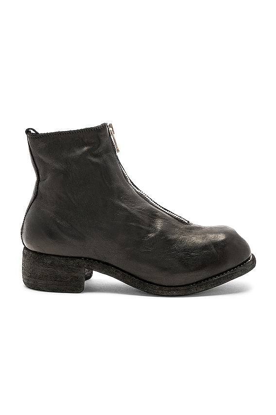 靴 RAF SIMONS RUNNER CYLON-22 EU37 Raf Simons Runner Cylon-22 Sneaker in Black | FWRD