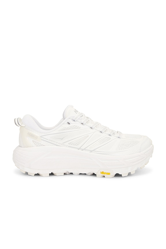 Hoka U Anacapa Low Gtx in White & Nimbus Cloud | FWRD