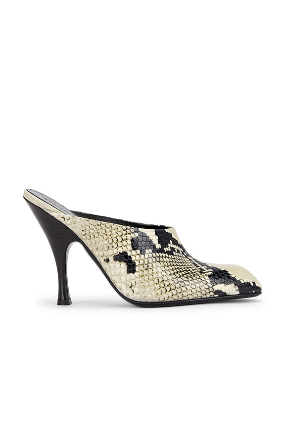 KHAITE Eva Pump in Natural | FWRD