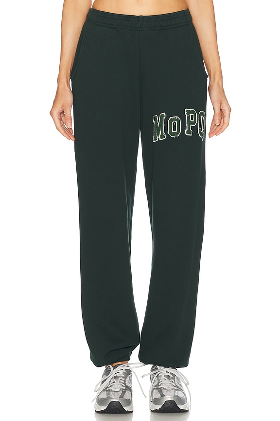 ボトムスその他 VETEMENTS SS25 'Oval Logo' joggers (WA66SP600H HOTPINK) VETEMENTS 'oval Logo' Joggers | italist