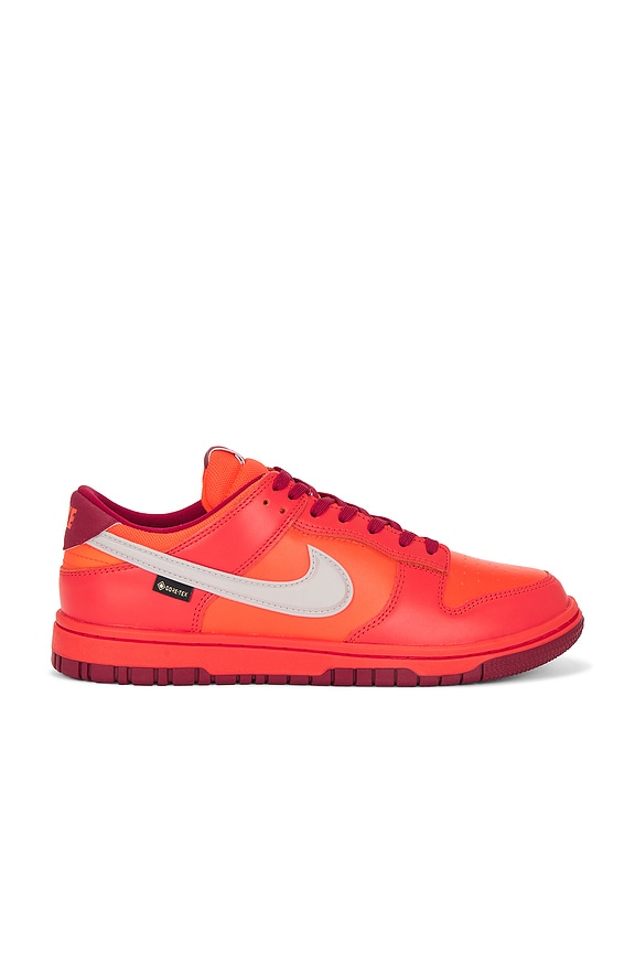 Nike Dunk Low Retro Se in Dark Team Red, Solar Red, Black, & Silt