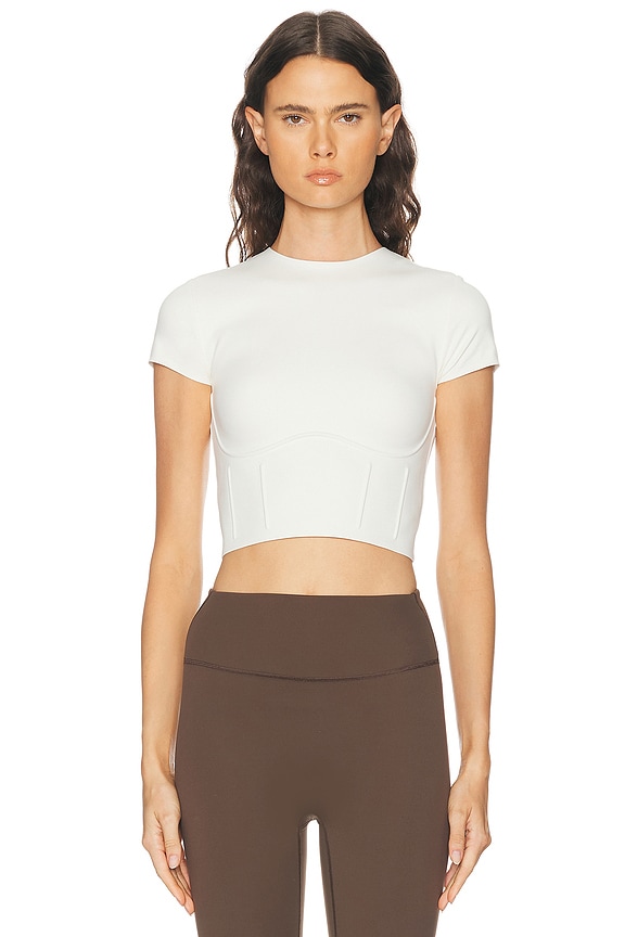 【新品未使用alo soft crop finesse short sleeve alo Soft Crop Finesse Short Sleeve Top in White | FWRD