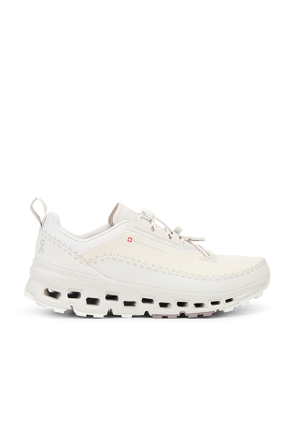 Salomon TECHSONIC スニーカー - Almond Milk, Vanilla, & Black