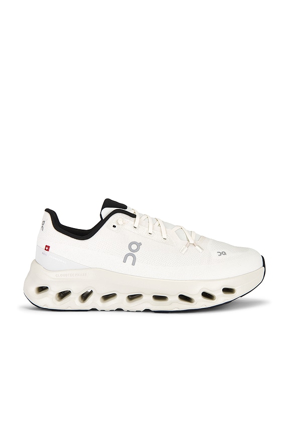 関税送料込み【SALOMON】TECHSONIC Almond Milk, Vanilla, Black Salomon TECHSONIC スニーカー - Almond Milk, Vanilla, & Black