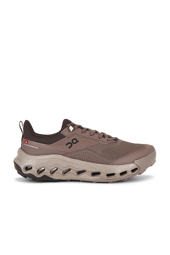 On Cloud X 4 Ad in Cinder & Desert | FWRD