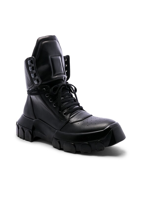 Rick Owens Cargo Jog in Black | FWRD