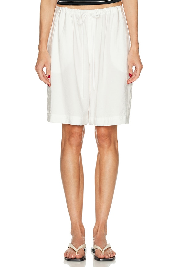 Saint Laurent Slouchy Gabardine Lace Up Shorts in Khaki | FWRD
