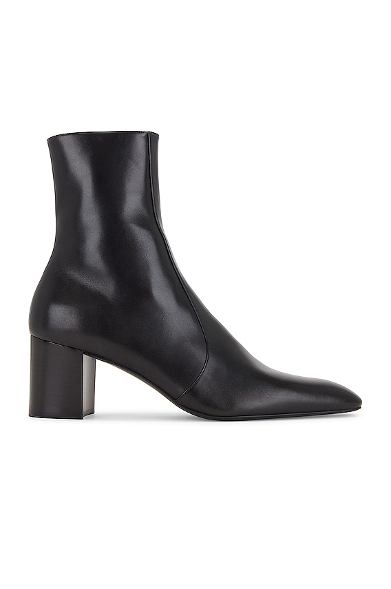 Saint Laurent Vassili 60 Zipped Boot in Noir | FWRD