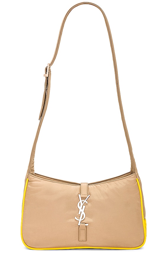 Bottega Veneta CANDY ARCO トート - Black & Gold | FWRD Bottega Veneta CANDY ARCO トート - Black & Gold | FWRD