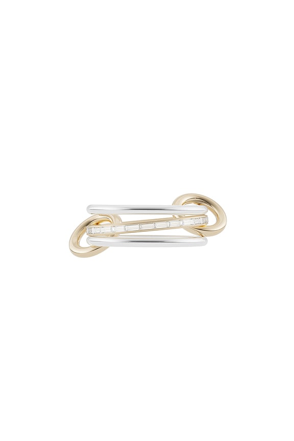 Valentino Garavani V Logo Signature Pearl Earrings in Valentino Garavani V Logo Signature Pearl Earrings in
