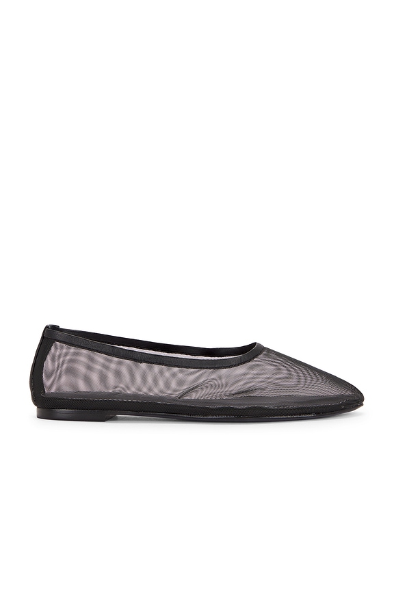 【関税込み】KHAITE ブラック Alessia ローファー KHAITE Alessia Loafer in Black | FWRD