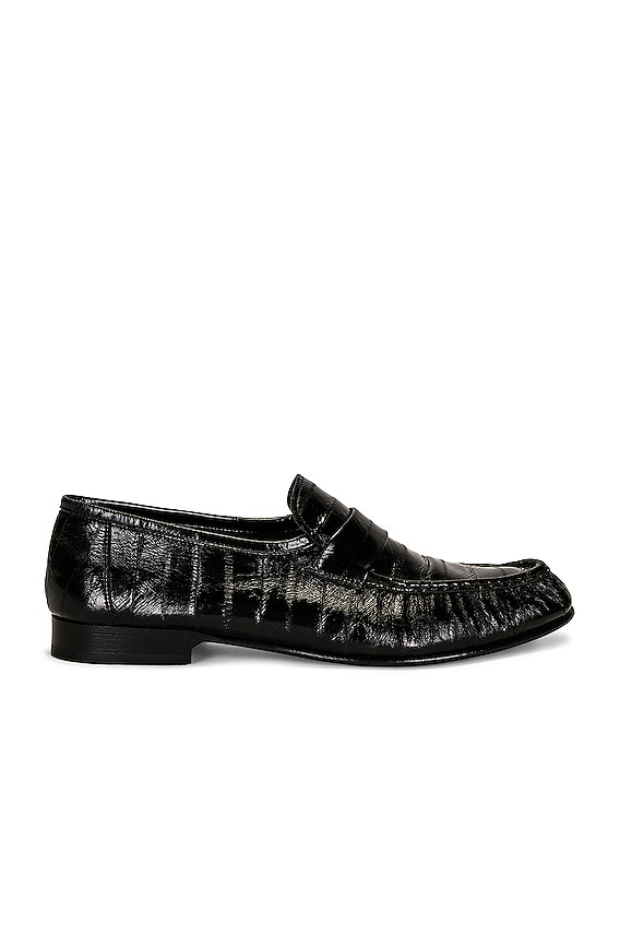 ローファー・オックスフォード Saint Laurent Le Loafer 15 Moc Leather Loafers Saint Laurent Le Loafer 15 Moc in Nero | FWRD