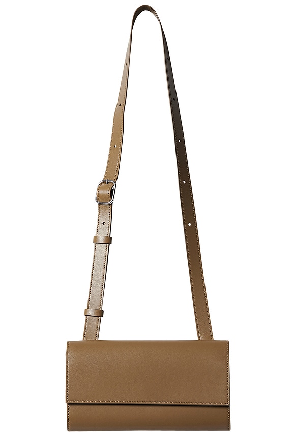 ショルダーバッグ・ポシェット [The Row] Belt Flap Bag in Leather The Row Belt Flap Bag in Black ANG | FWRD