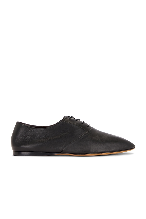 【関税&送料込】The Row Awar Flat Loafers The Row Soft Loafer in Black | FWRD