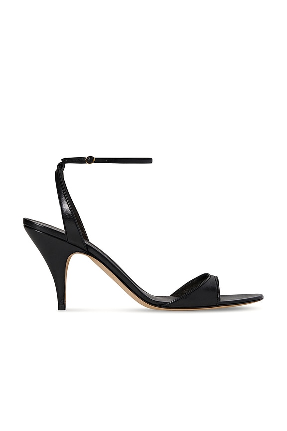 Vika Sandal