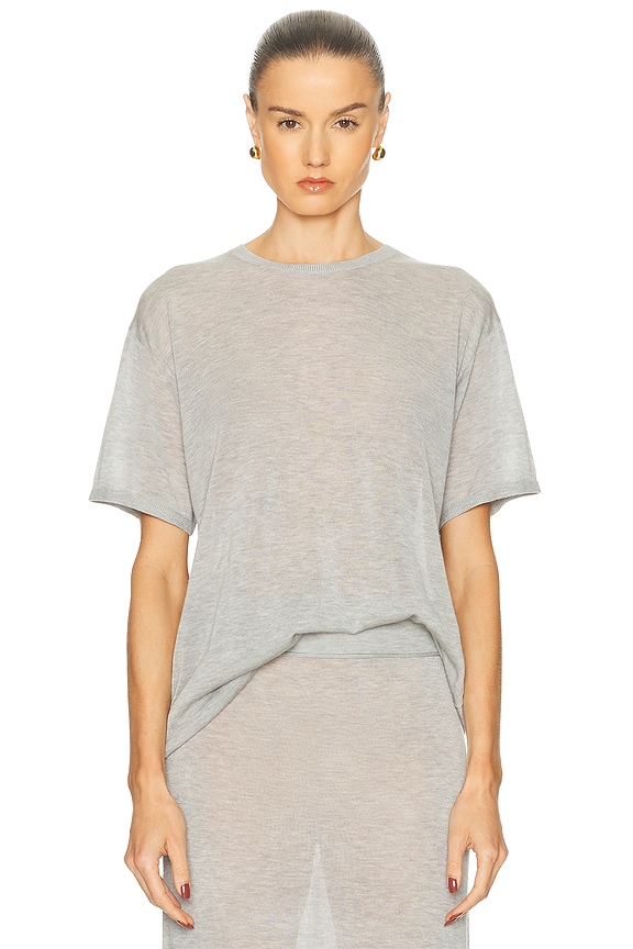 【TOTEME】Straight Cotton Tee pale grey melange 国内完売品 Toteme Straight Cotton Tee in Pale Grey Melange | FWRD