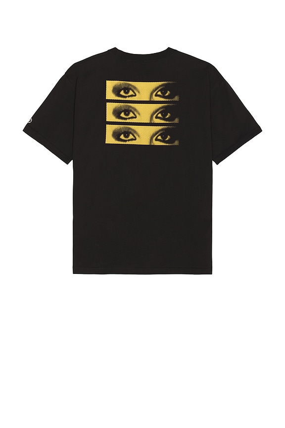 トップス VETEMENTS Car Hotline Tee VETEMENTS Car Hotline Tee in Black | FWRD