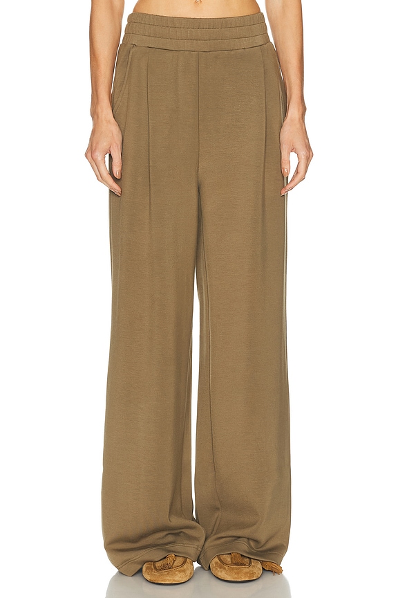 NILI LOTAN Lison Oversized Cargo Pant in OLIVE GREEN | FWRD