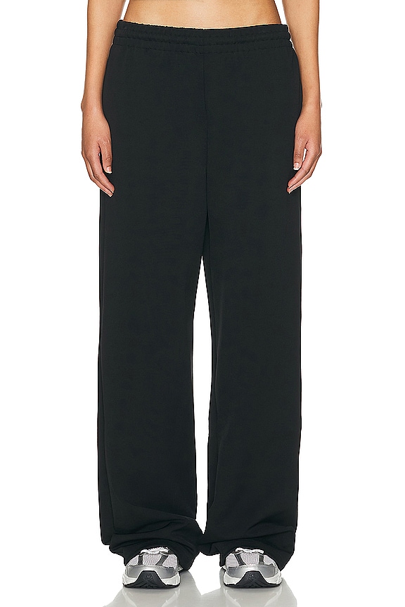 The Row Chan Pant in BLACK | FWRD