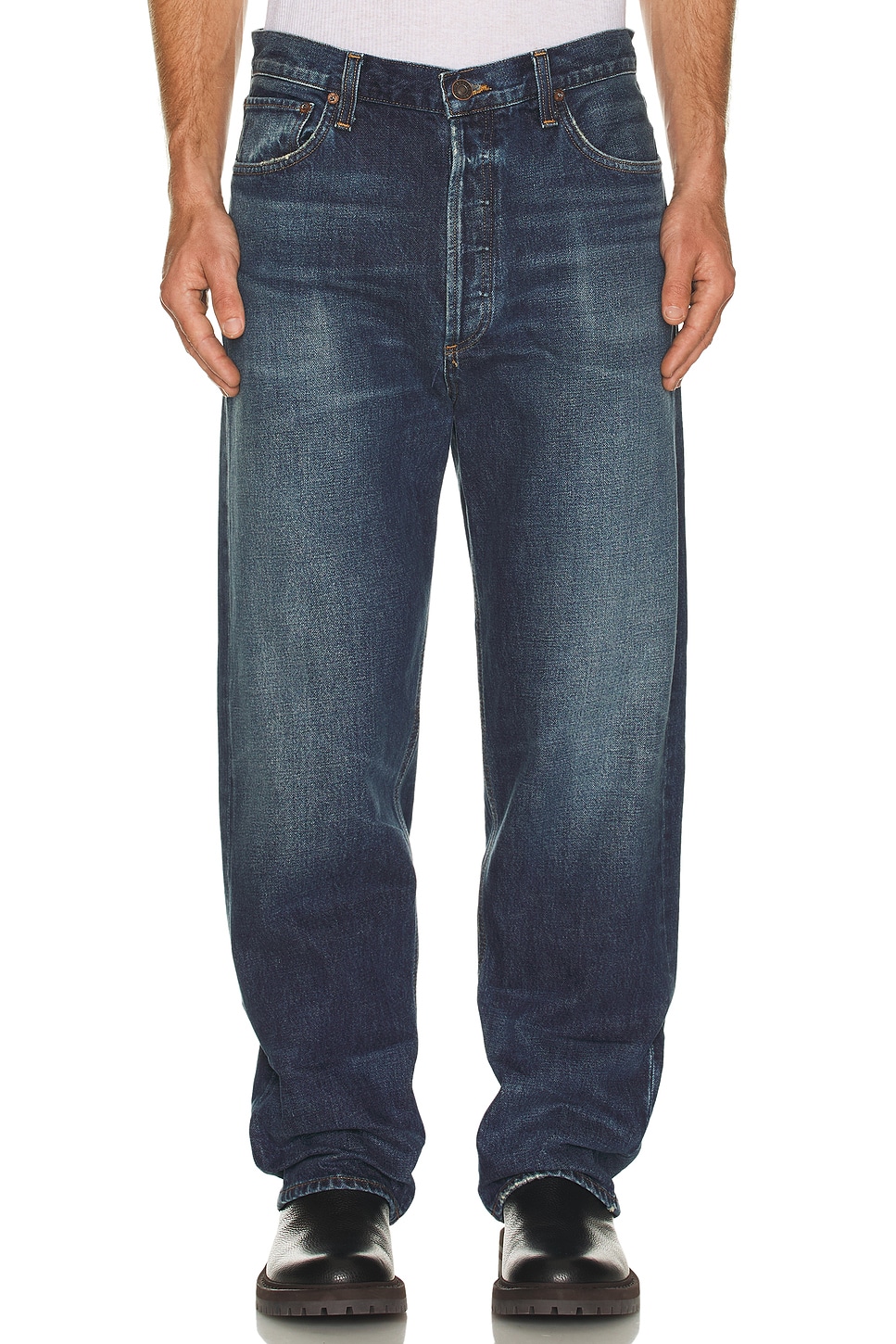 Image 3 of AGOLDE 90's Jeans in Illuminate