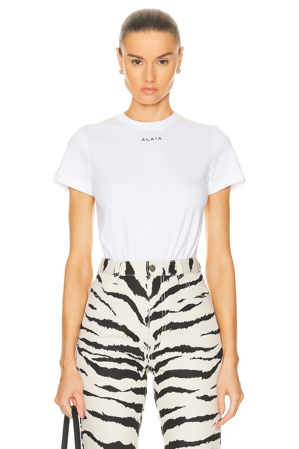 Image 1 of ALAÏA Fitted T-shirt in Blanc & Noir