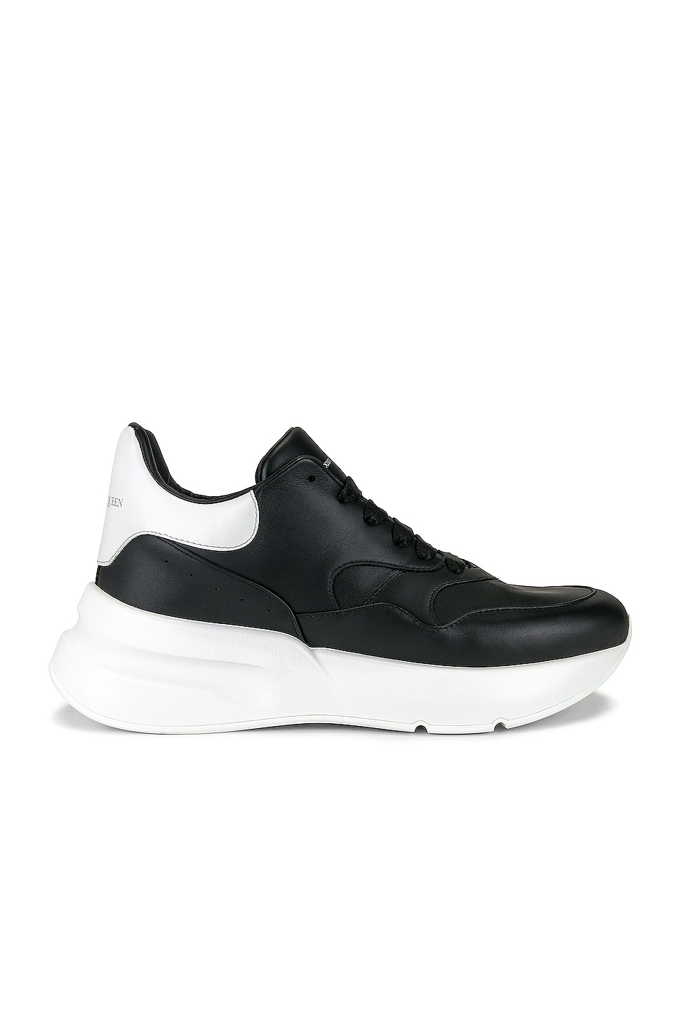 Alexander McQueen Sneaker in Black & White | FWRD