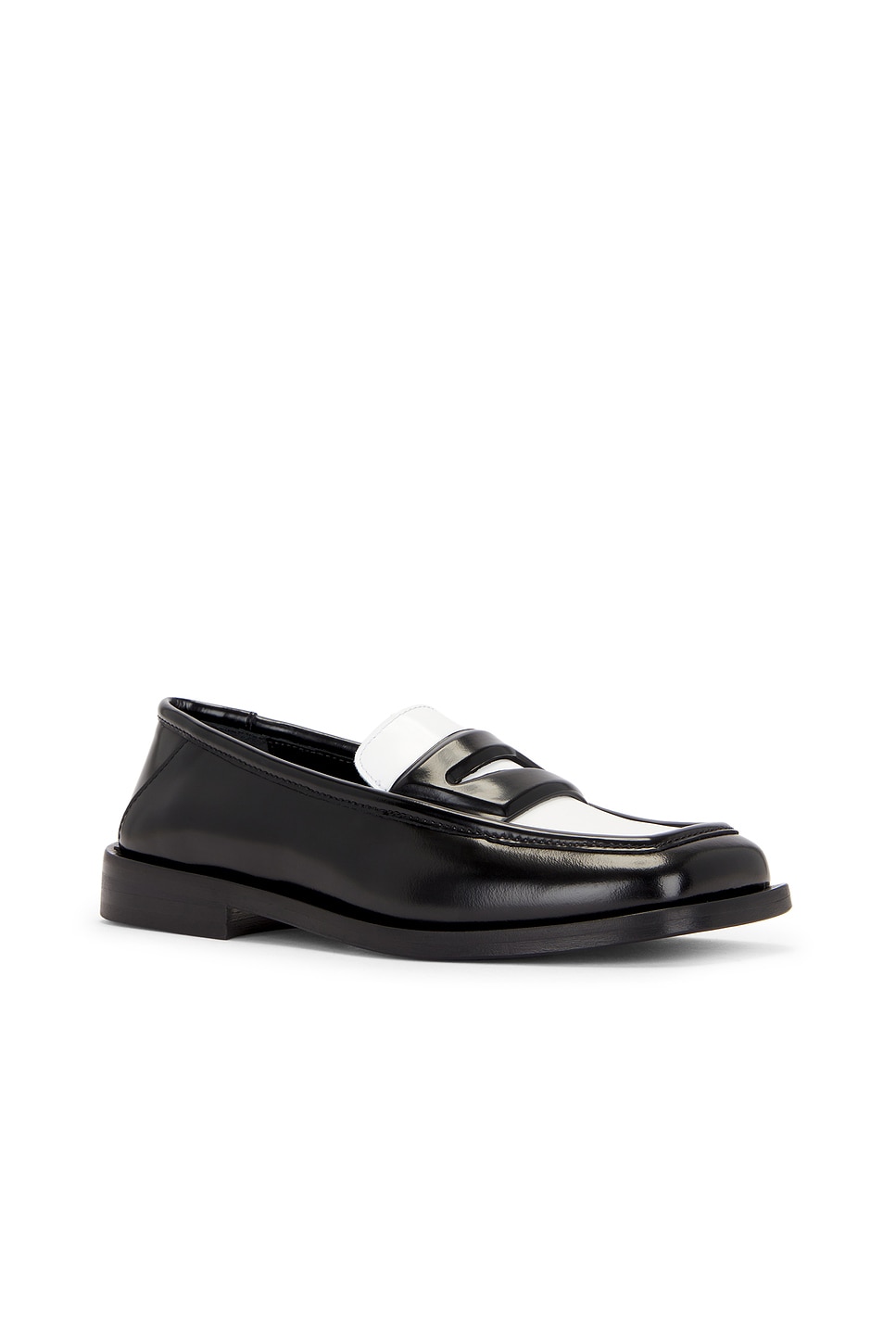 Attico Amanda Logo-debossed Two-tone Leather Loafers In White & Black
