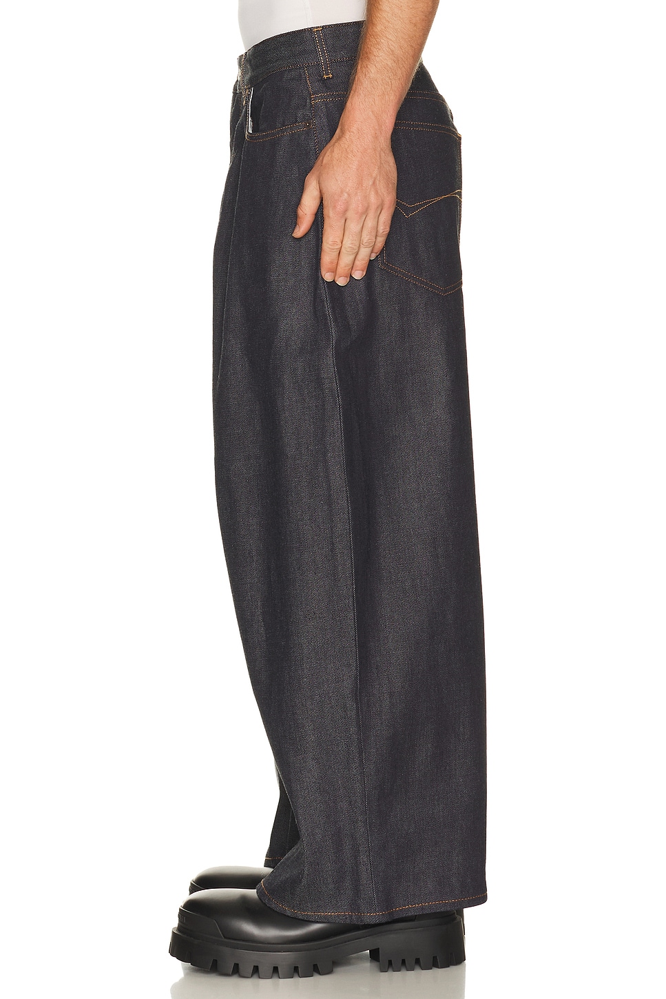Balenciaga Round Fit Jeans | Thumbnail 2