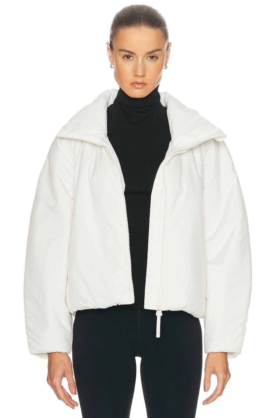 Beyond Yoga Warm Up Puffer Jacket In White