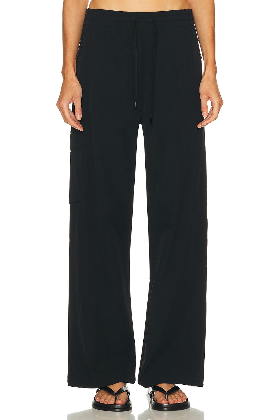 Peak Pant in Black
