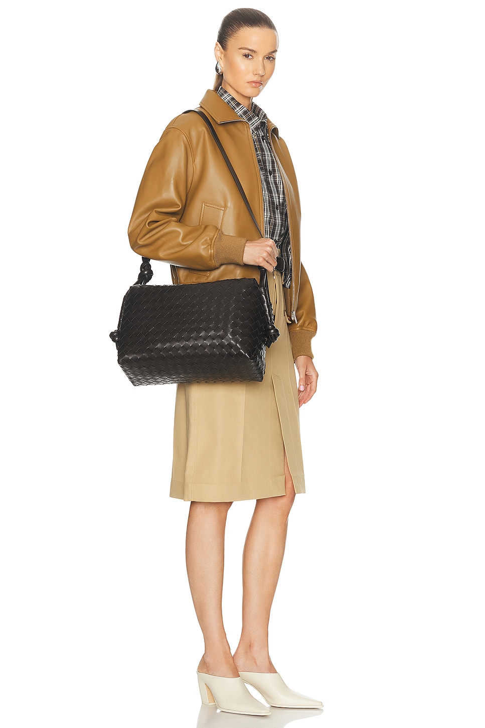 Shop Bottega Veneta Medium Loop Shoulder Bag In Fondant & Muse Brass