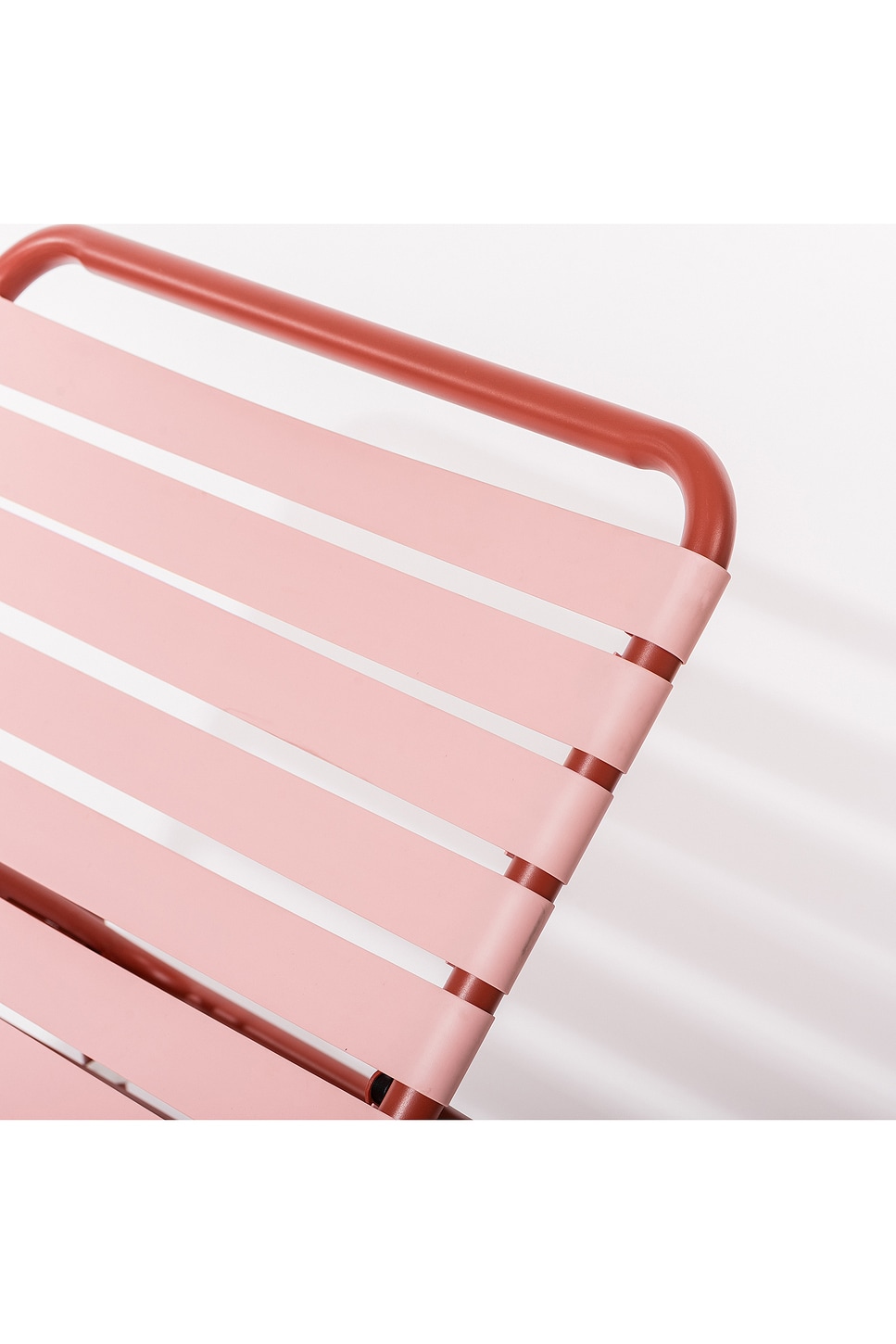 Business & Pleasure Sunliner Lounger In Pink