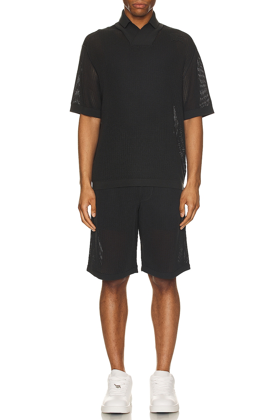 Image 1 of Burberry Classic Short in Onyx