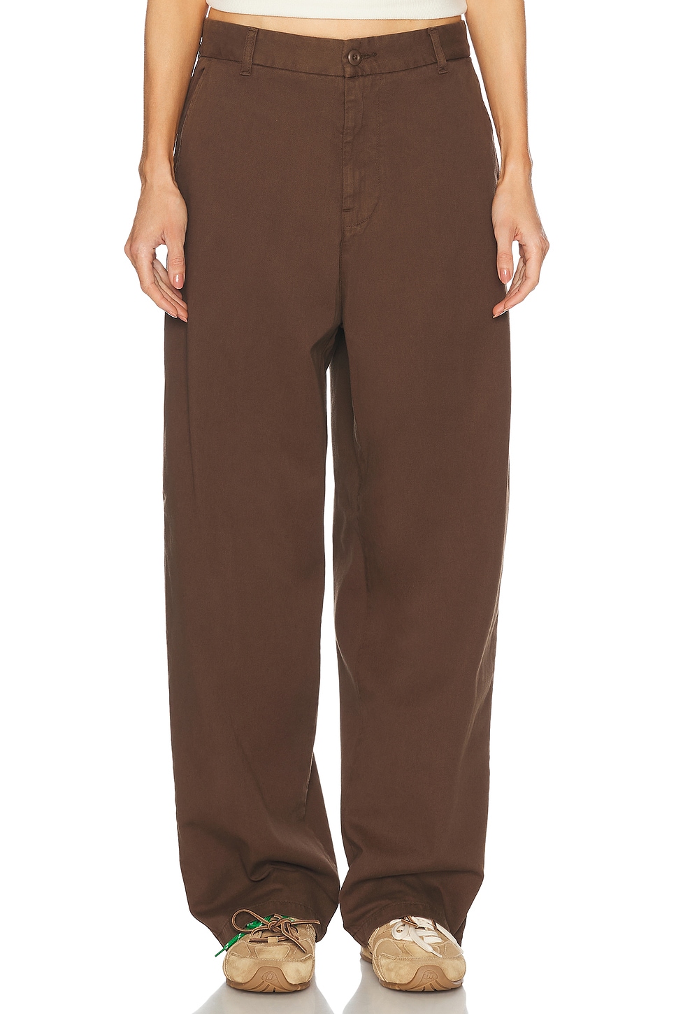 Brady Pant in Brown