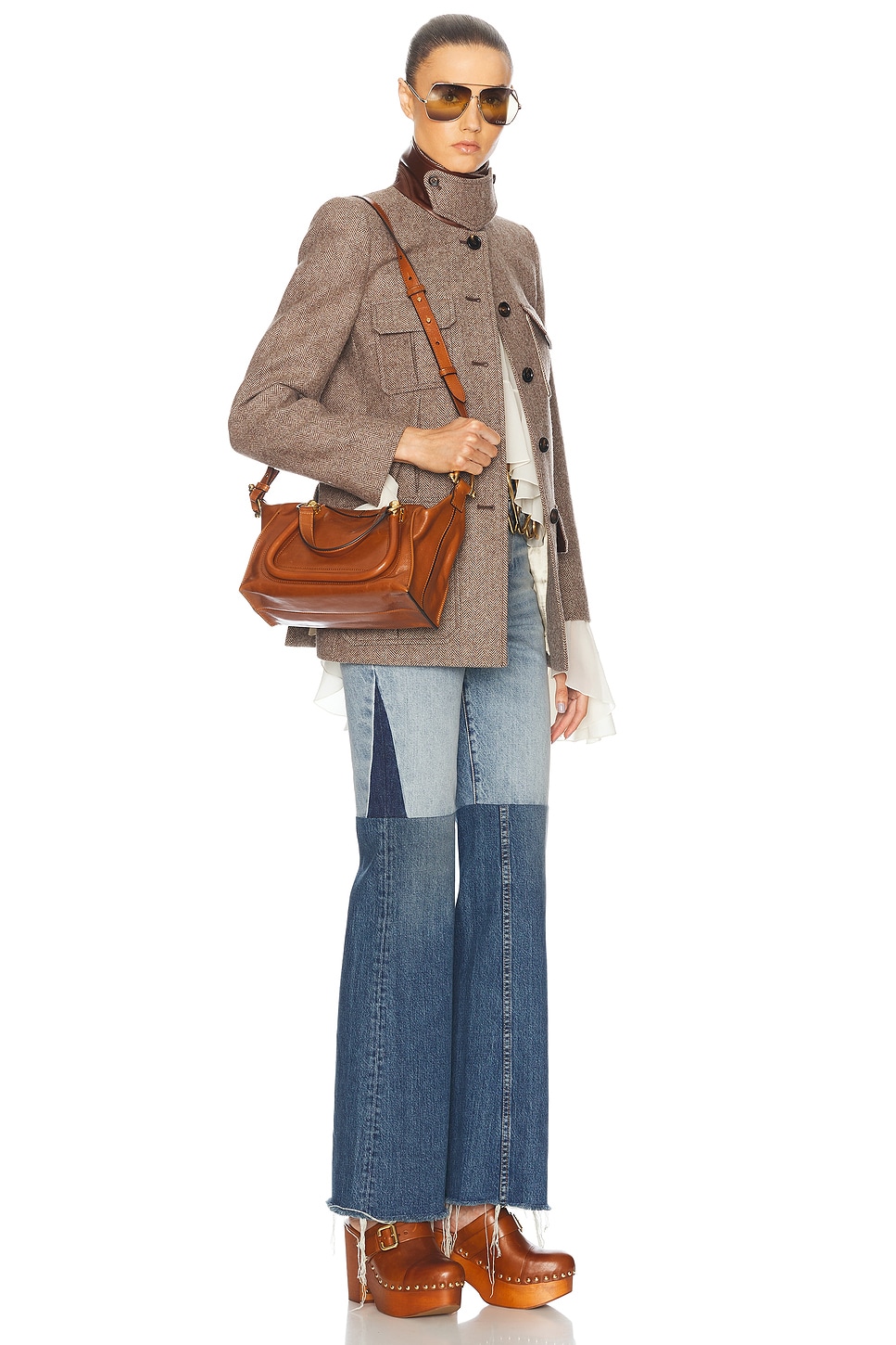 Shop Chloé Partay 24 Shoulder Bag In Clay Brown