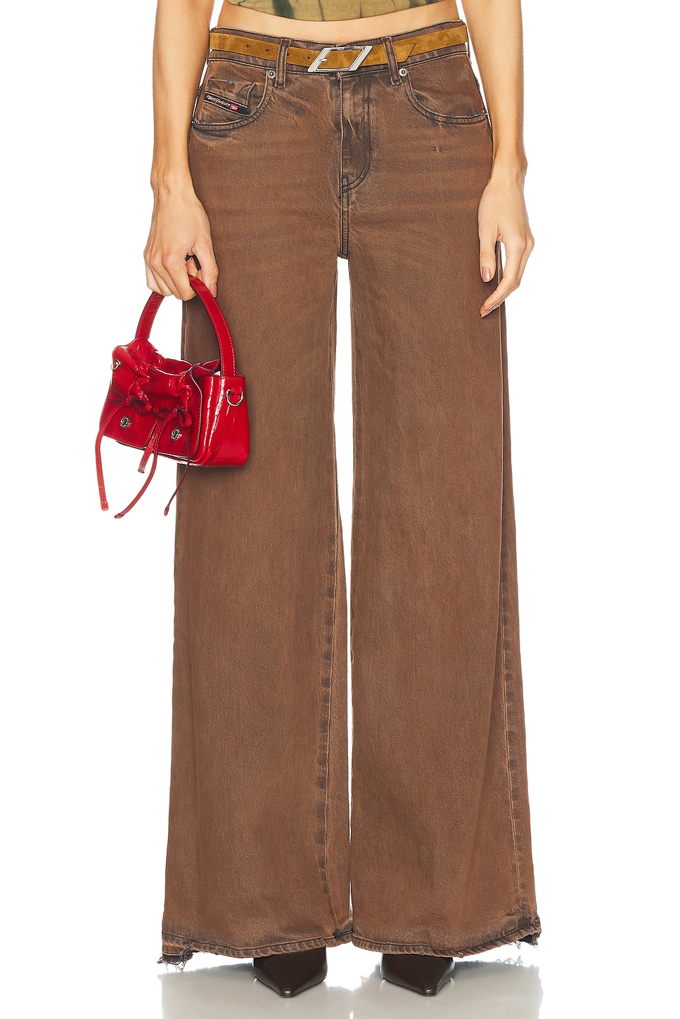 Mid Rise Wide Leg in Brown