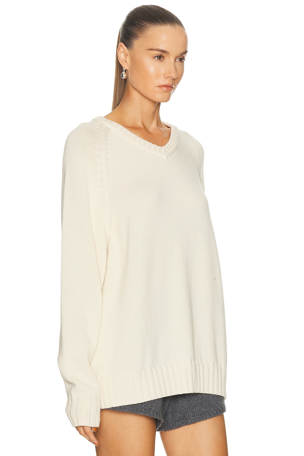 Donni The Cotton Cashmere V Neck Sweater In White